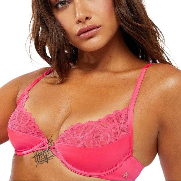 Savage X Fenty Hot Fluorescent Pink Not Sorry Half Cup Lace Detail Bra size 40DD - Picture 3 of 13